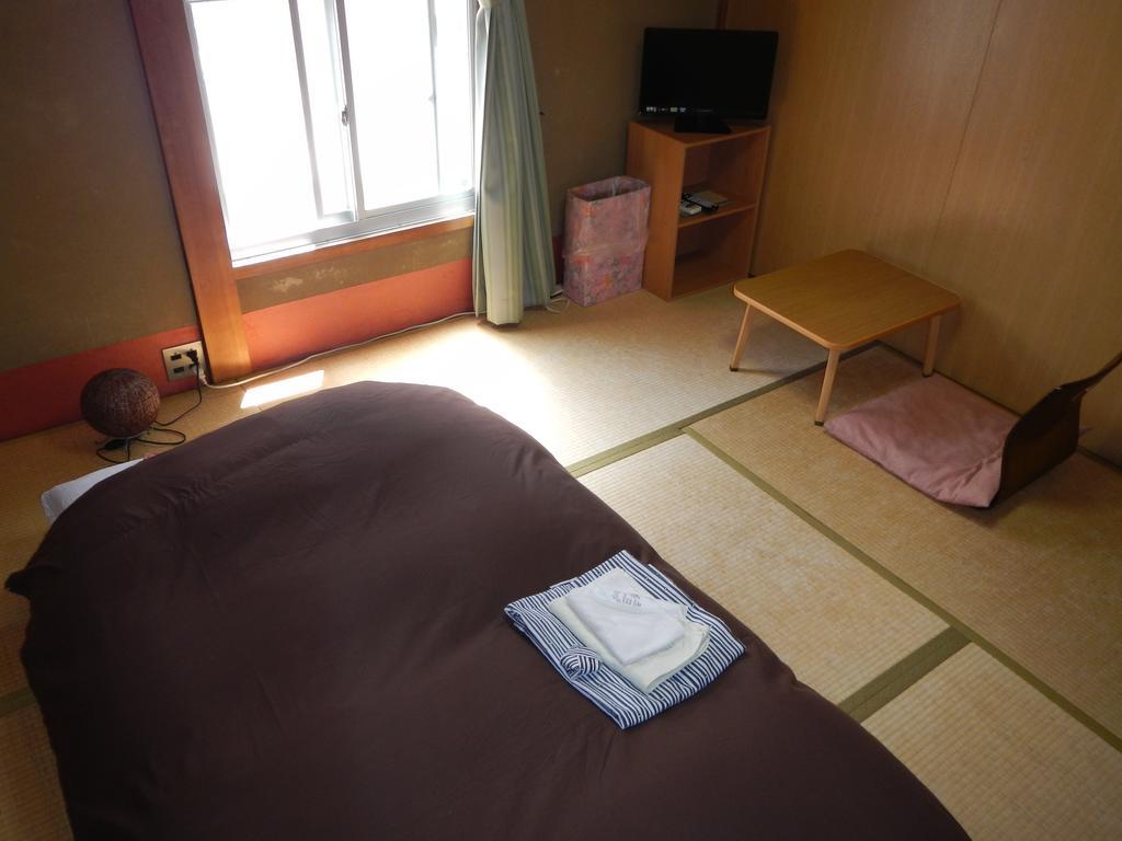 Guest Inn Chita Kioto Zewnętrze zdjęcie